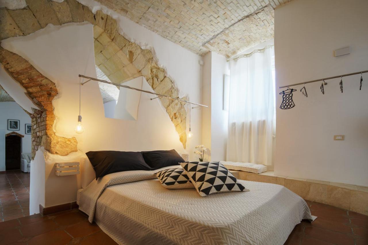 Castello House Apartment Cagliari Exterior photo