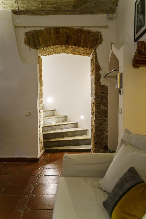 Castello House Apartment Cagliari Exterior photo
